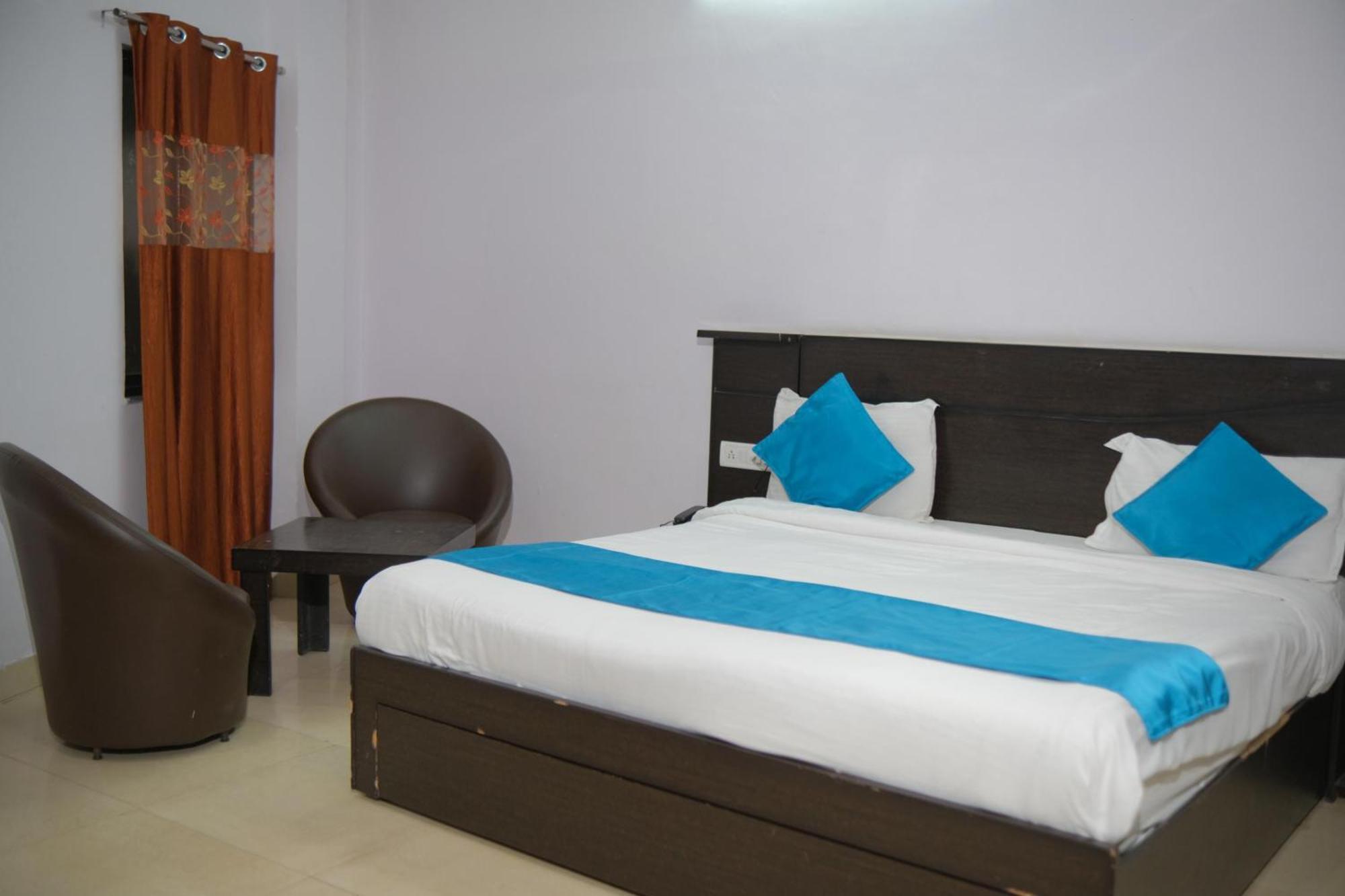 Hotel Quality Time Udaipur Exterior photo