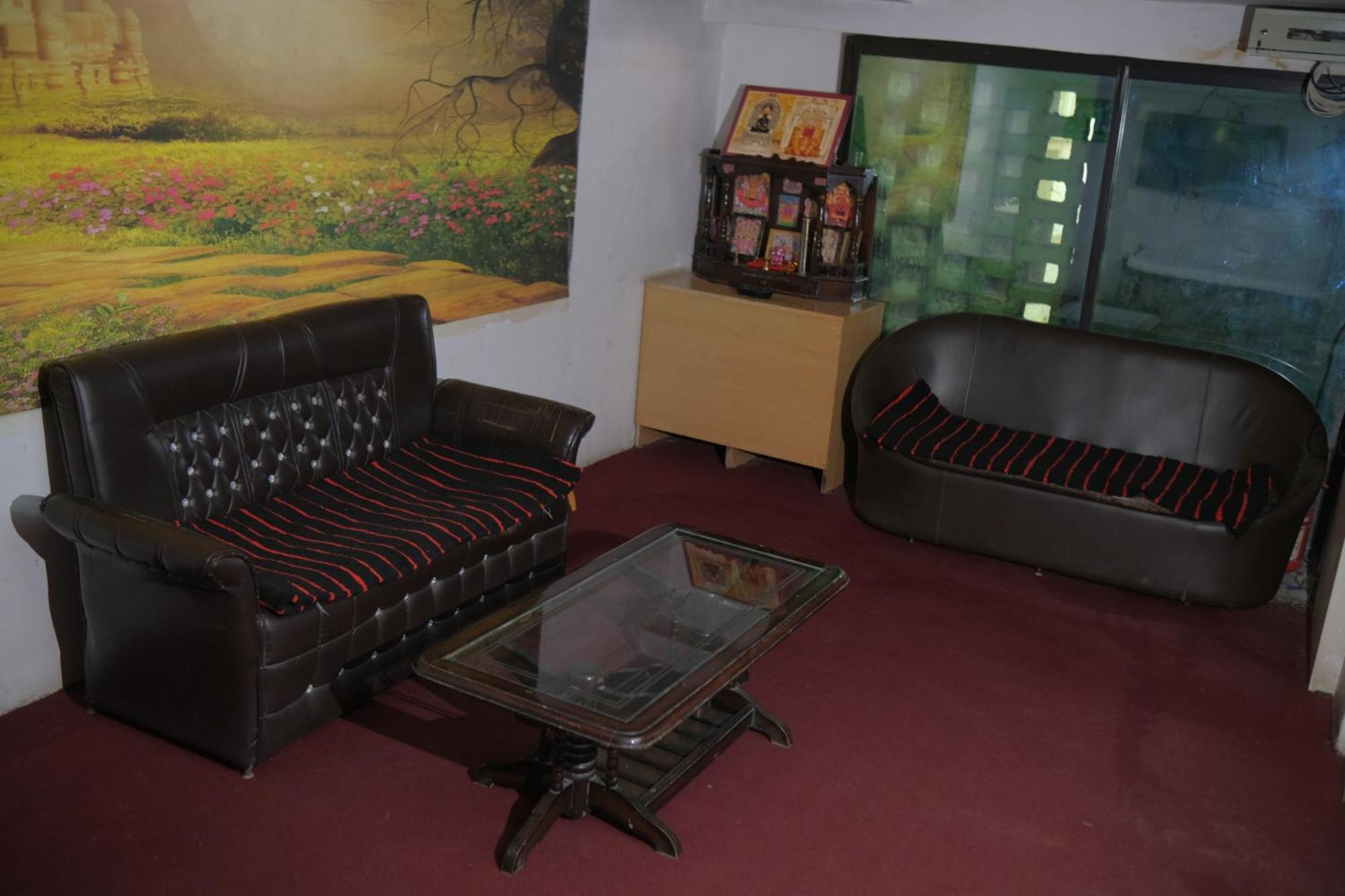 Hotel Quality Time Udaipur Exterior photo